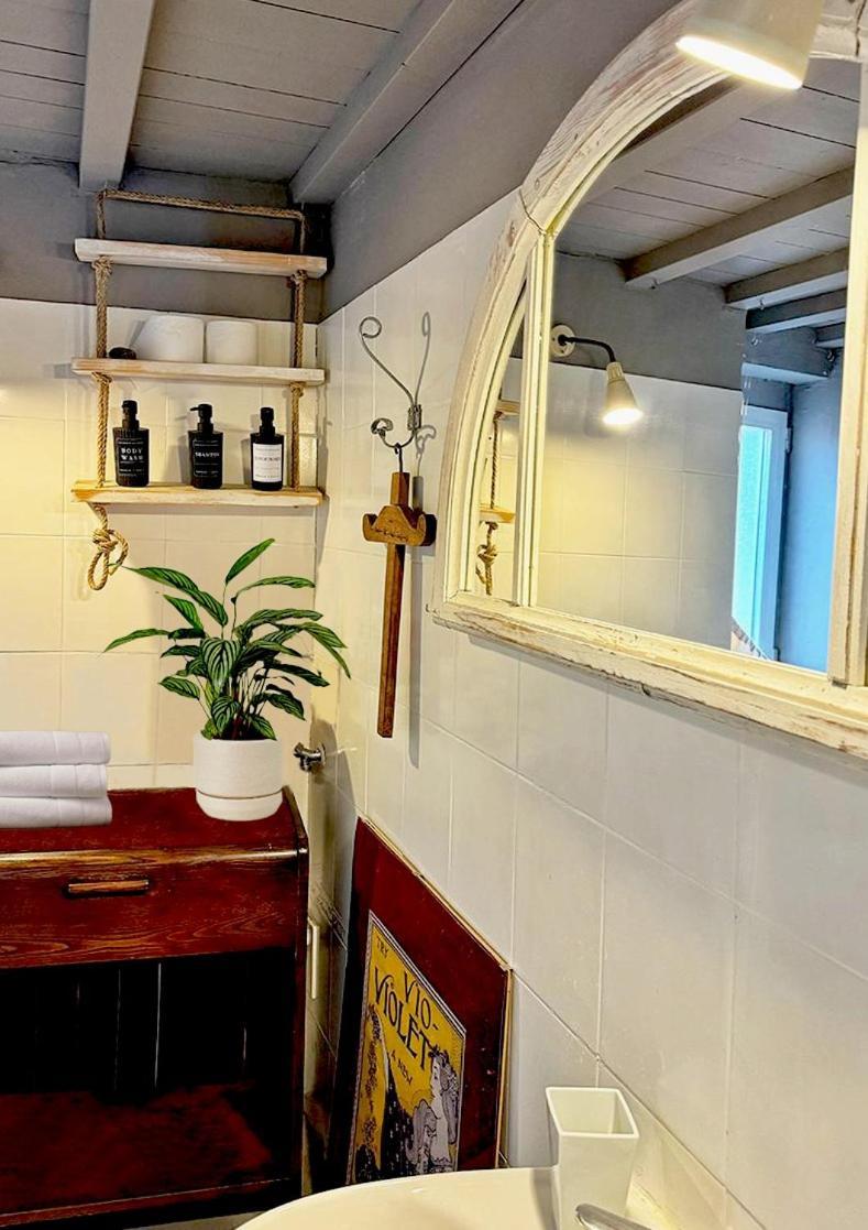 Flat In Milan - Navigli Lejlighed Eksteriør billede